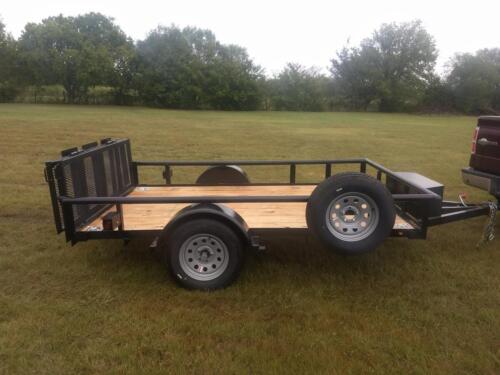6 x 10 Utility w/ Bi-Fold Gate & Fender Jack Mounts