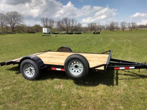 7 x 12 Flatbed w/ 2’ Dovetail & 4' Ramps