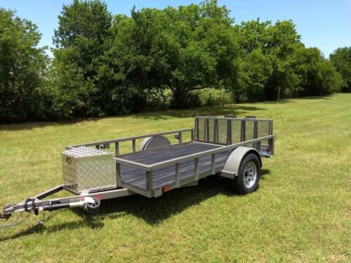 6 x 10 Utility with Bi-Fold Gate