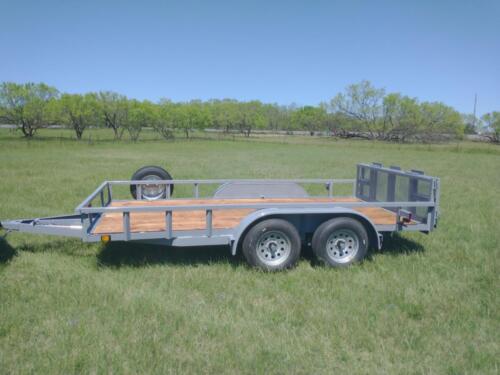 7 x 14 Utility w/ Bi-fold Gate
