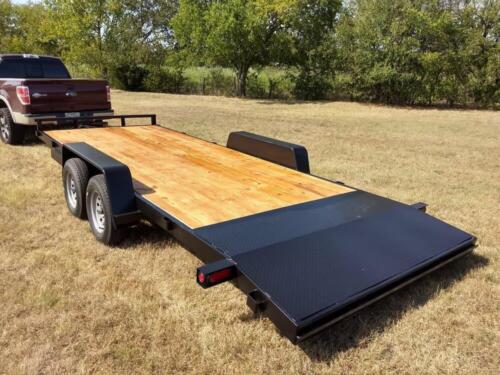 7 x 20 Car Hauler with 2' Metal Dovetail and Jeep Fenders